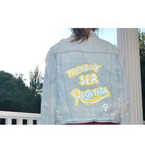 Mereces see respetada Hans painted denim jacket